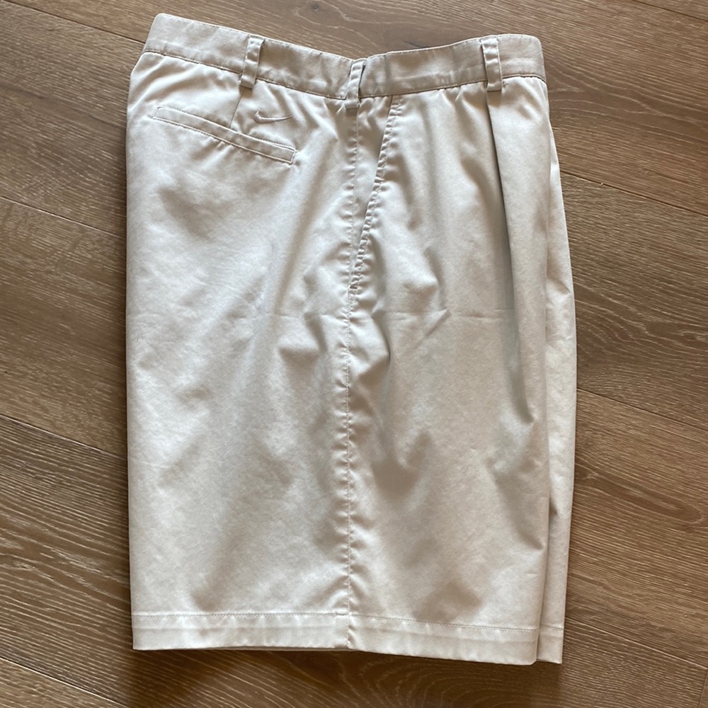 Nike Fit Khaki Golf Shorts